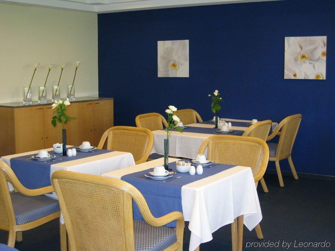B-Aparthotel Moretus Antuérpia Restaurante foto